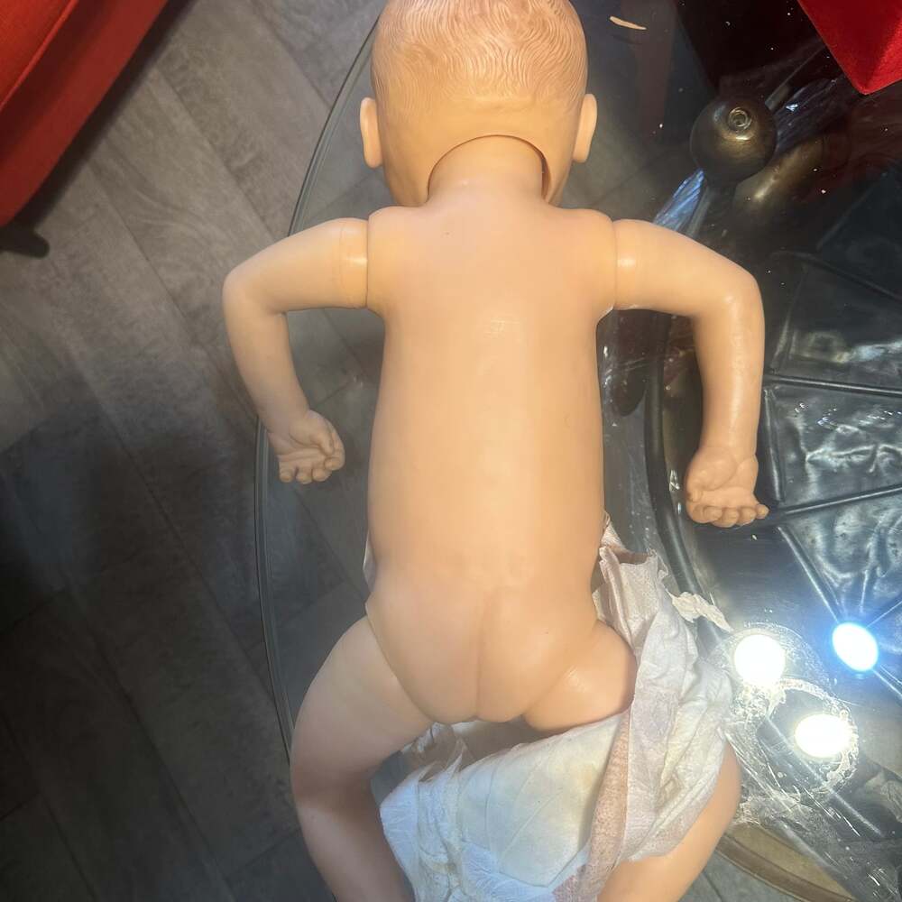 Vintage Baby Anne Wetting Hospital Training Doll Laerdal Medical 21"anatomically - Picture 5 of 7